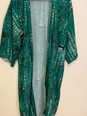 Beach Kimono in Green Shades size Large like new with belt