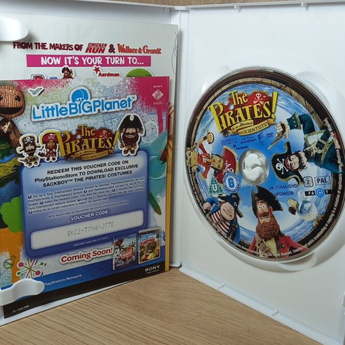 The Pirates DVD with English subtitles like new