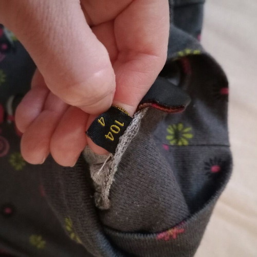 Anekke dress used for 3-year-old girl, gray pink