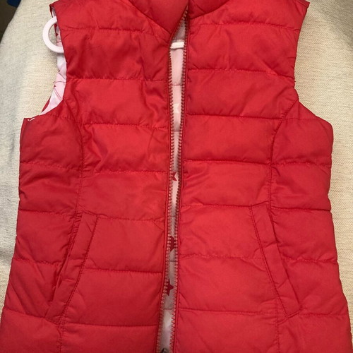 Benetton girls' sleeveless jacket like new, pink multicolor, size 110 cm