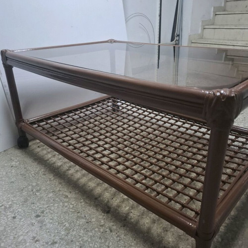 Τραπέζι μεταχειρισμένο 110x73x50 με γυάλινη επιφάνεια και ράφι