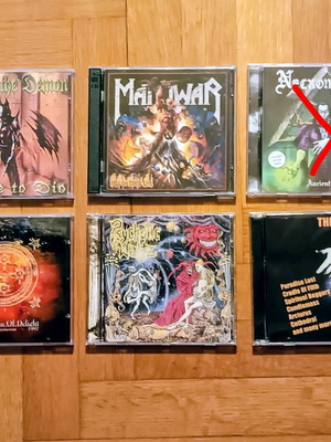 Metal CD pack 5, 1 double and 4 single, new