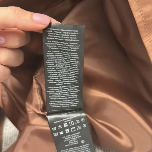 Vero Moda trench coat in perfect rotten apple color, medium, like new