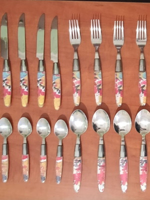 Vintage cutlery set 16 pcs used, floral handles, stainless steel