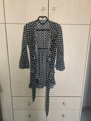 Polka Dot Wrap Dress like new, white dots on black background