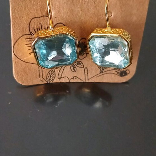 Crystal earrings new, turquoise and gold color