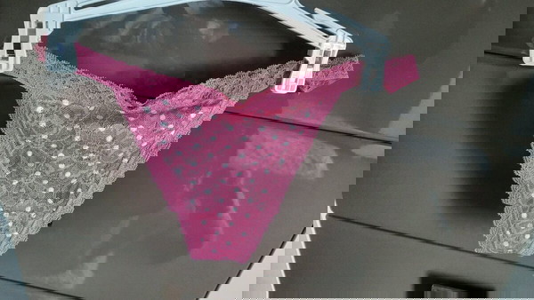 V-string Victoria's Secret