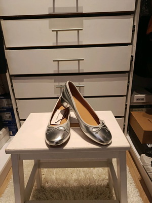 Jenny Fairy silver ballerinas new, size 36