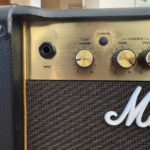 Marshall Combo Amp MG15CF σαν καινούργιος ενισχυτής κιθάρας