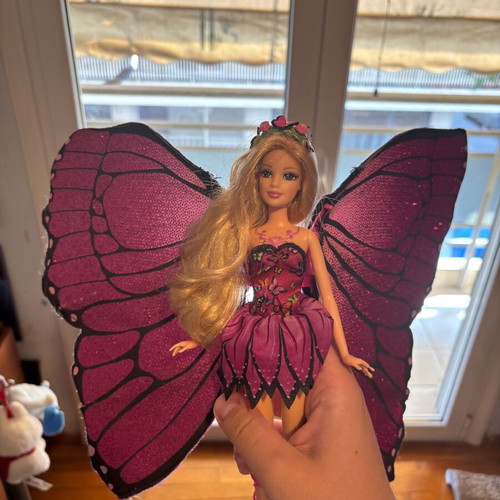 Barbie Mariposa doll used, wings damaged, collector item