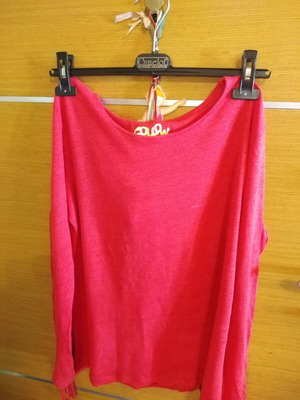 Long-sleeve thin blouse in watermelon color like new