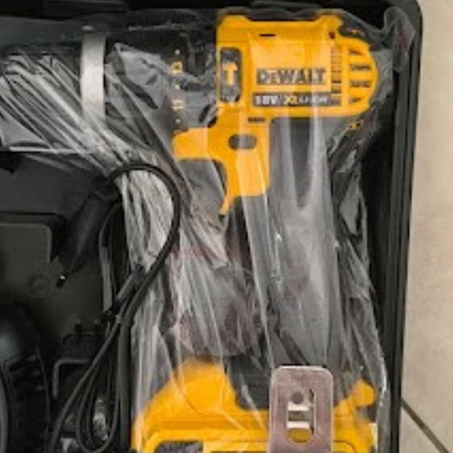 DeWalt DCD785M2 18V 4.0Ah XR Cordless Hammer Drill new