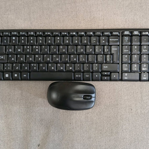 Logitech MK220 ασύρματο σετ πληκτρολόγιο και ποντίκι ελληνικό σαν καινούργιο