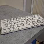 Bluetooth keyboard like new, wireless