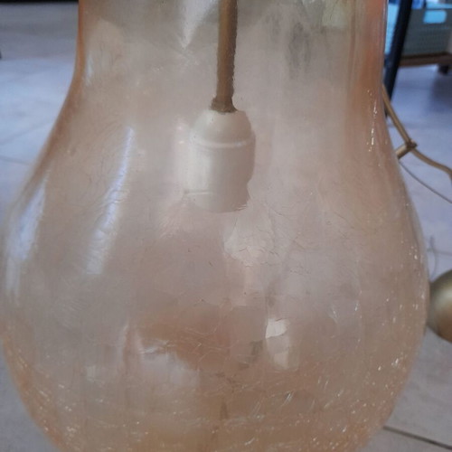 Ceiling light globe with beige crackle glass