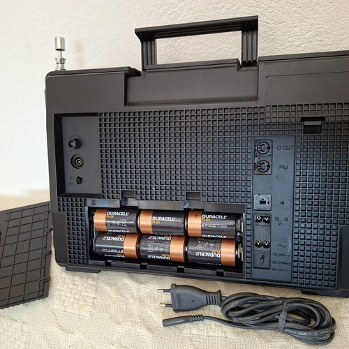 Grundig Satellite 1400 Professional radio like new