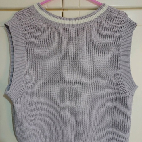 Lilac vest H&M like new, size L