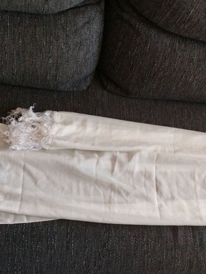 Scarf used like new, white