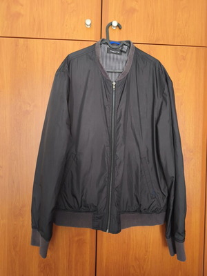 Claiborne jacket size L like new, black