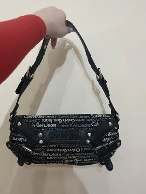 Calvin Klein Jeans Vintage Shoulder Bag Like New, Black
