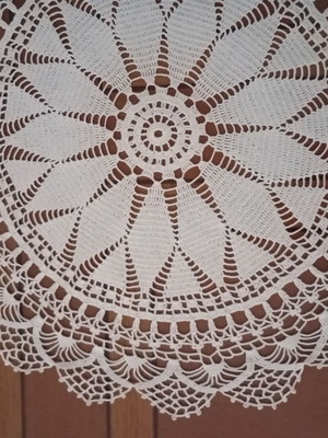 Crochet piece like new