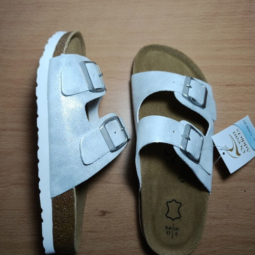 Ocean Addicts women's anatomical silver glitter sandals size 37