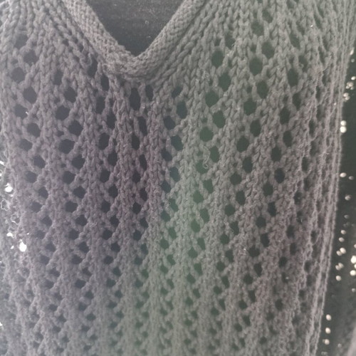 Amisu knitted mesh sweater like new, size Large-XLarge, black