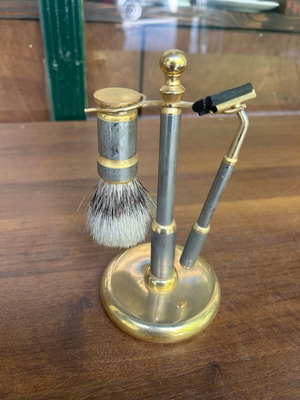 Vintage shaving set