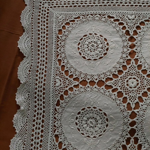 White knitted blanket with embroidery and lace, new, 220x270cm