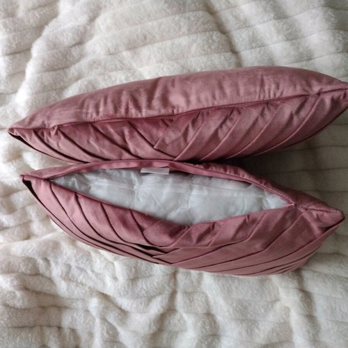 Velvet pillows like new, set of 2 pieces