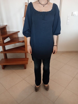 Navy Blue Long-Sleeved Blouse with Off-the-Shoulder Detail like new, size M