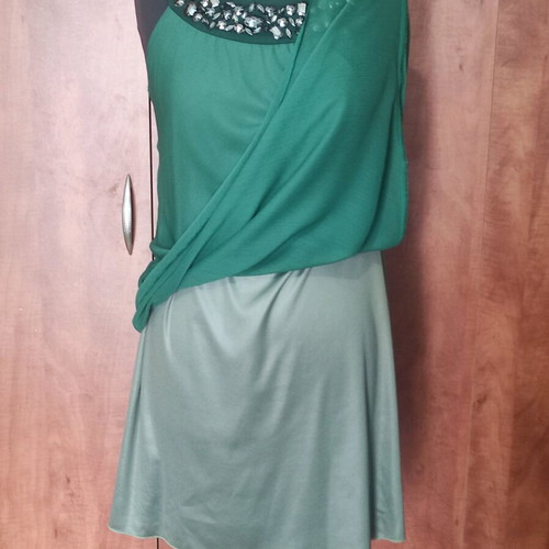Desiree evening dress emerald green like new with crystals