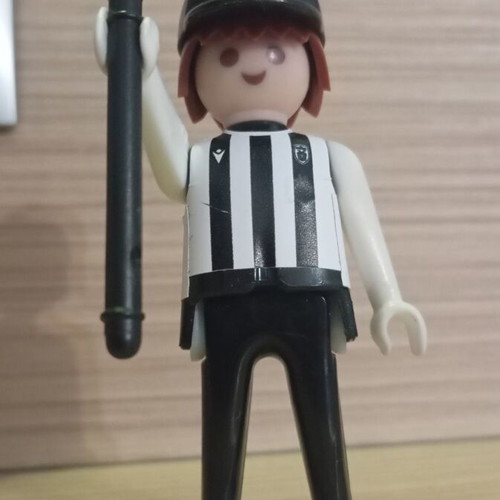Playmobil PAOK fan figure like new with team flag