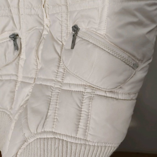 Stradivarius women's vest like new, cream with elastic and zipper