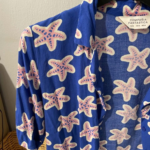 Compania Fantastica shirt with starfish pattern size M like new