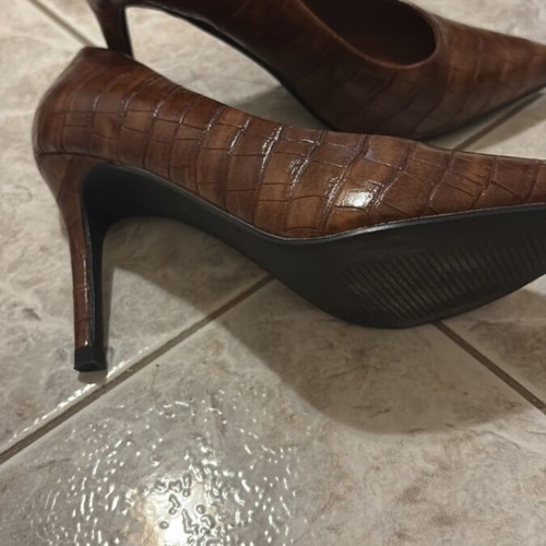 Heels size 36, new, brown