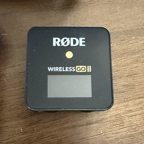 Rode Wireless GO II wireless microphone with case, deadcat and charging cables