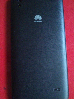 Huawei Ascend G620s used for spare parts, screen and battery in good condition