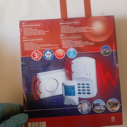 Compact Alarm System with Motion Detector and Siren new