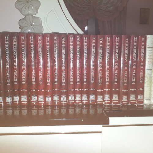 The History of Humanity and The History of Alexander the Great, new set of volumes
