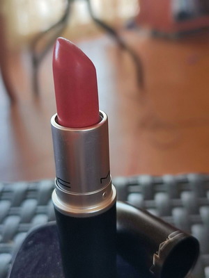 MAC lipstick matte, long-lasting, pink nude, like new