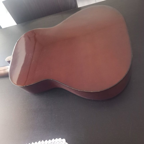 Guitar 3/4 used with damage on one tuning key