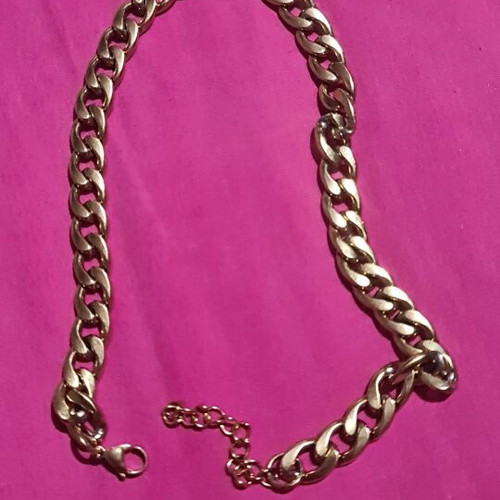 Steel necklace chain like new, gold color, thick weave