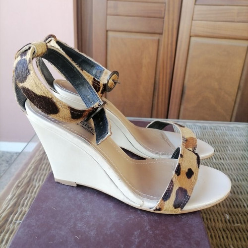 Sandals patent leather and pony skin size 36 like new