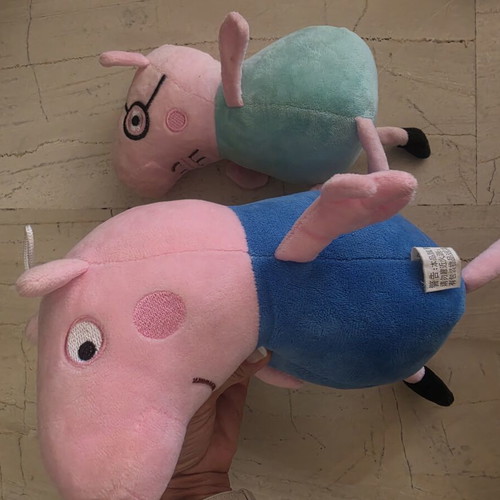George and Daddy Pig plush toys like new, sold together