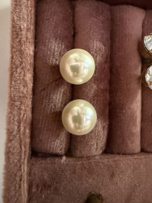 Pearl earrings large, new