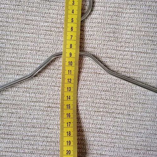 Metal clothes hanger used for heavy garments