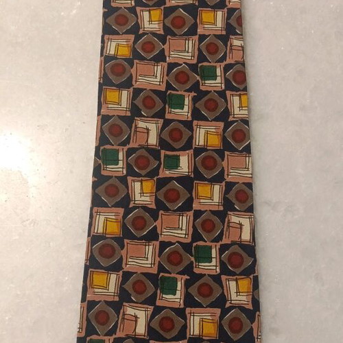 Dario silk tie like new, multicolored with geometric shapes