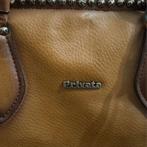 Privata large camel shoulder bag like new