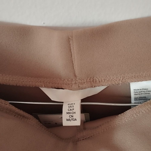H&M beige pants new with tags, size S 36 8